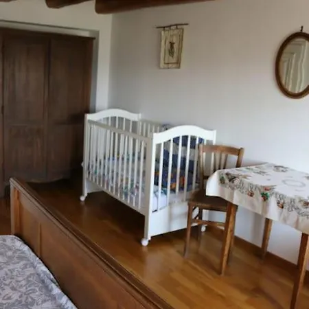 Fermette Francis A アパート