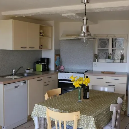 Fermette Francis A アパート *